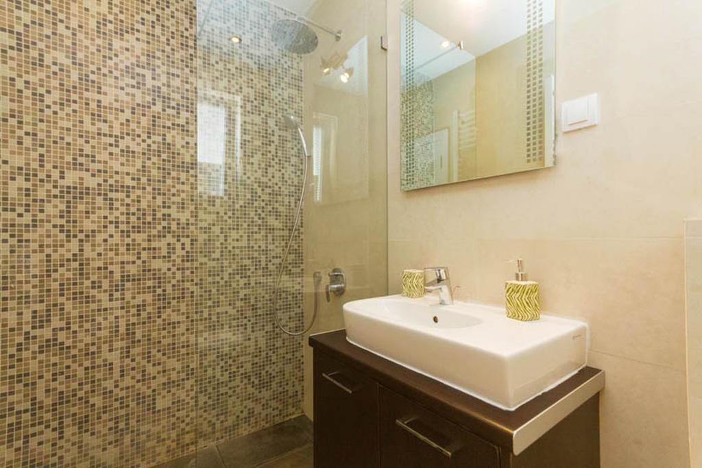 City Break Apartments Chic And Luxury Белград Екстер'єр фото