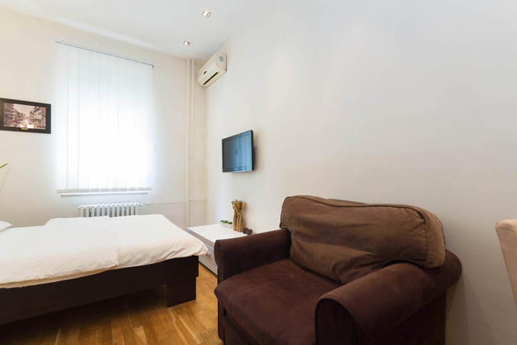 City Break Apartments Chic And Luxury Белград Екстер'єр фото